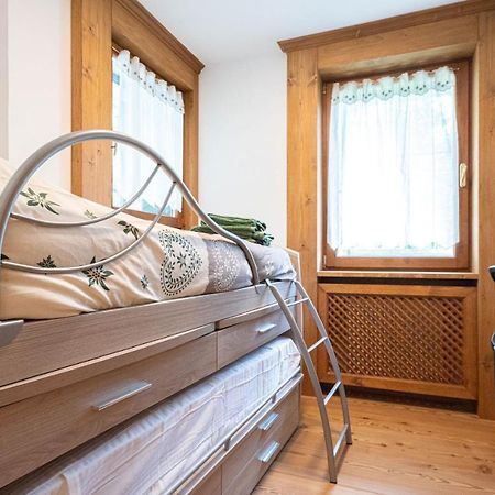 Appartamento 4 Posti Letto ボルカ・ディ・カドーレ エクステリア 写真
